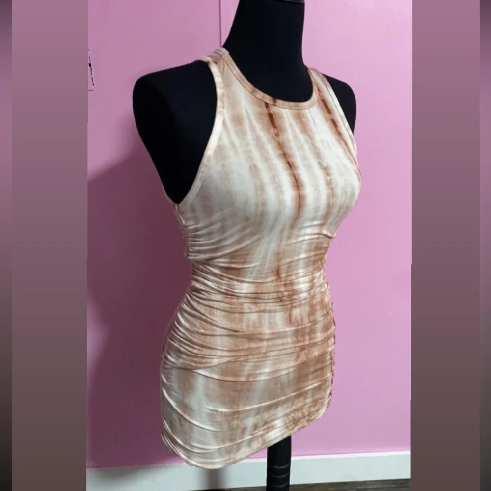 Beautiful soft Shien dress - Picture 2 of 5